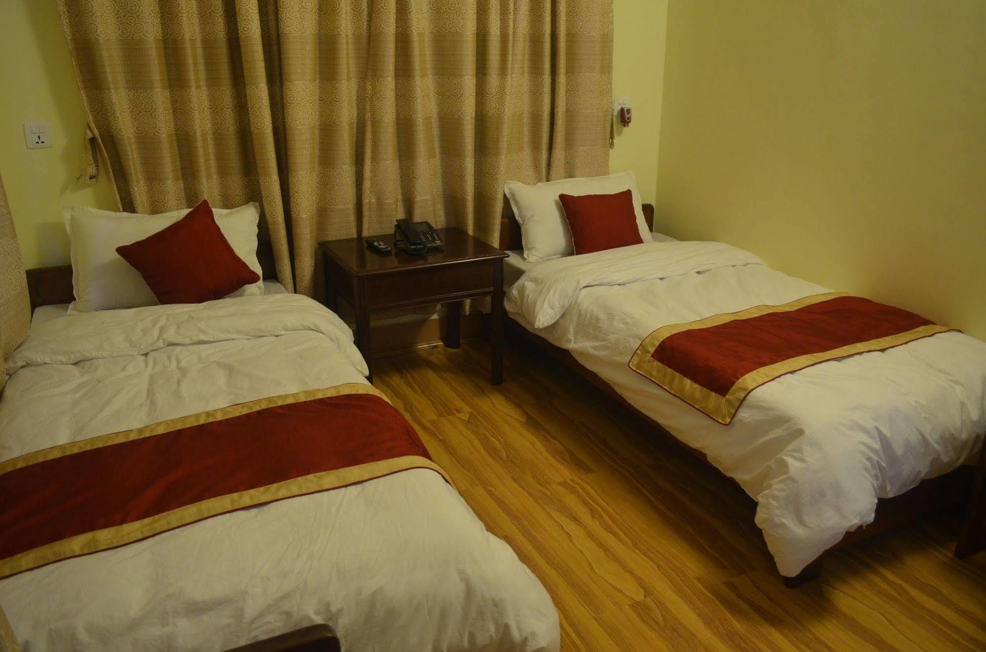Potala Tourist Home กาฐมาณฑุ ภายนอก รูปภาพ