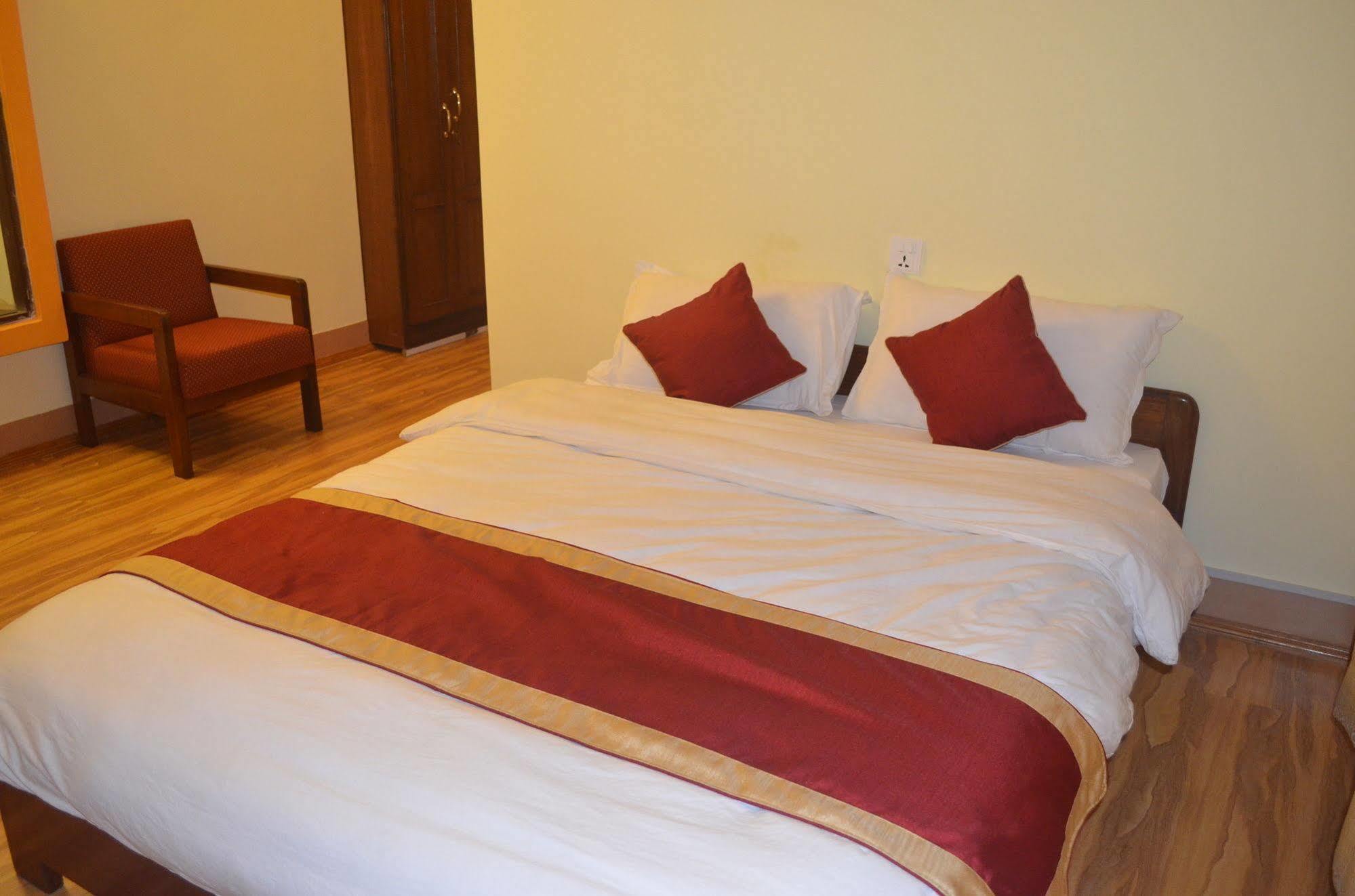 Potala Tourist Home กาฐมาณฑุ ภายนอก รูปภาพ